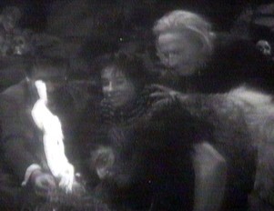 Image 5 of this episode (bridge)