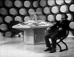 Image 2 of this episode (bridge)