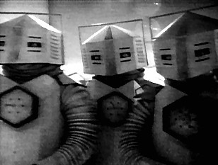 Image 4 of this episode (bridge)