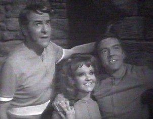 Image 5 of this episode (bridge)